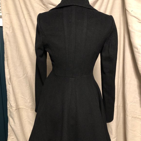 Like New Black Wool Coat, Laundry by Shelli Segal - Picture 2 of 2
